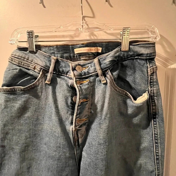 Levi’s Jeans - Size 28 - Picture 3 of 7